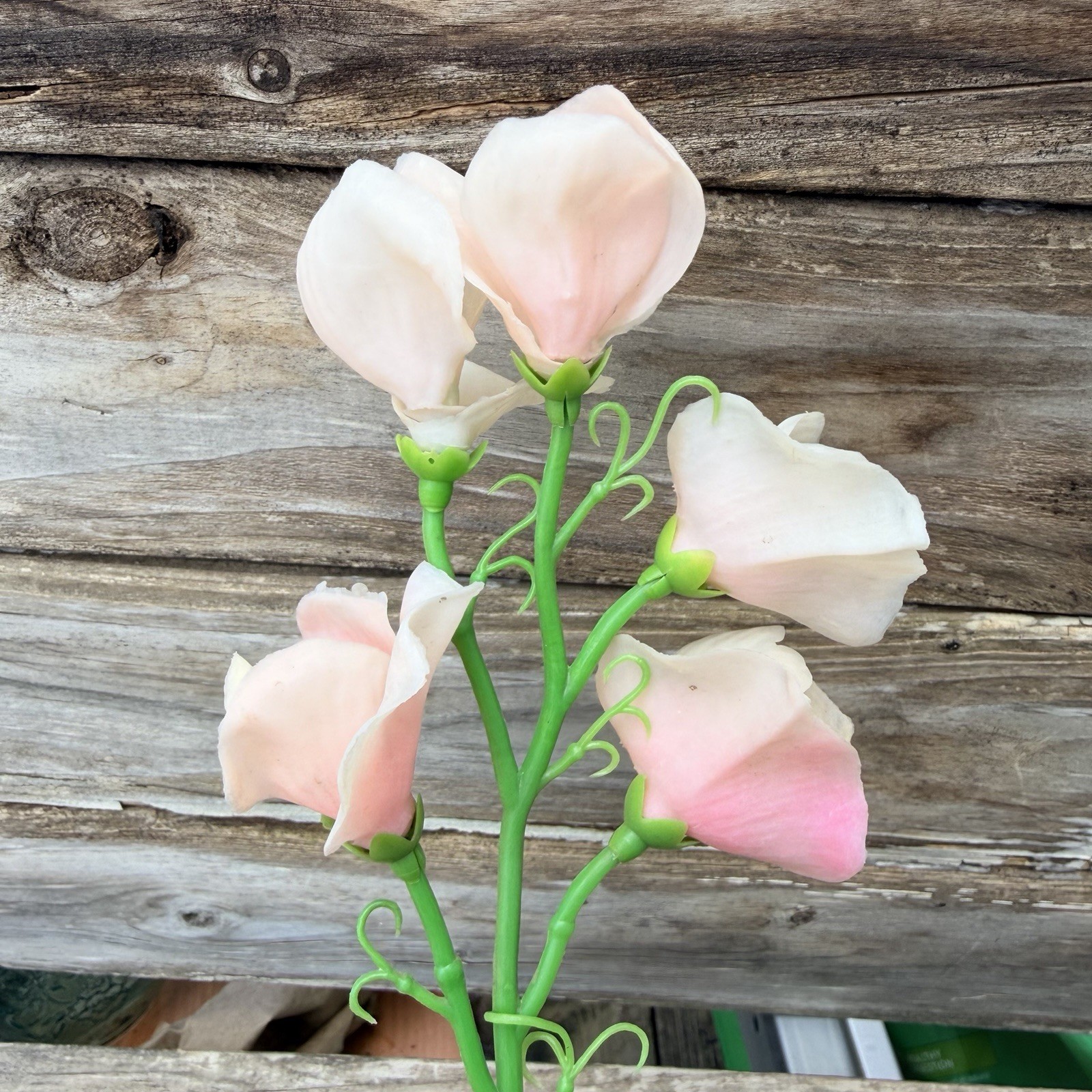 MCM Plastic Houseplant Stem Sweet Peas Lot of 7 Stems Millenary Hats Crafts Fun