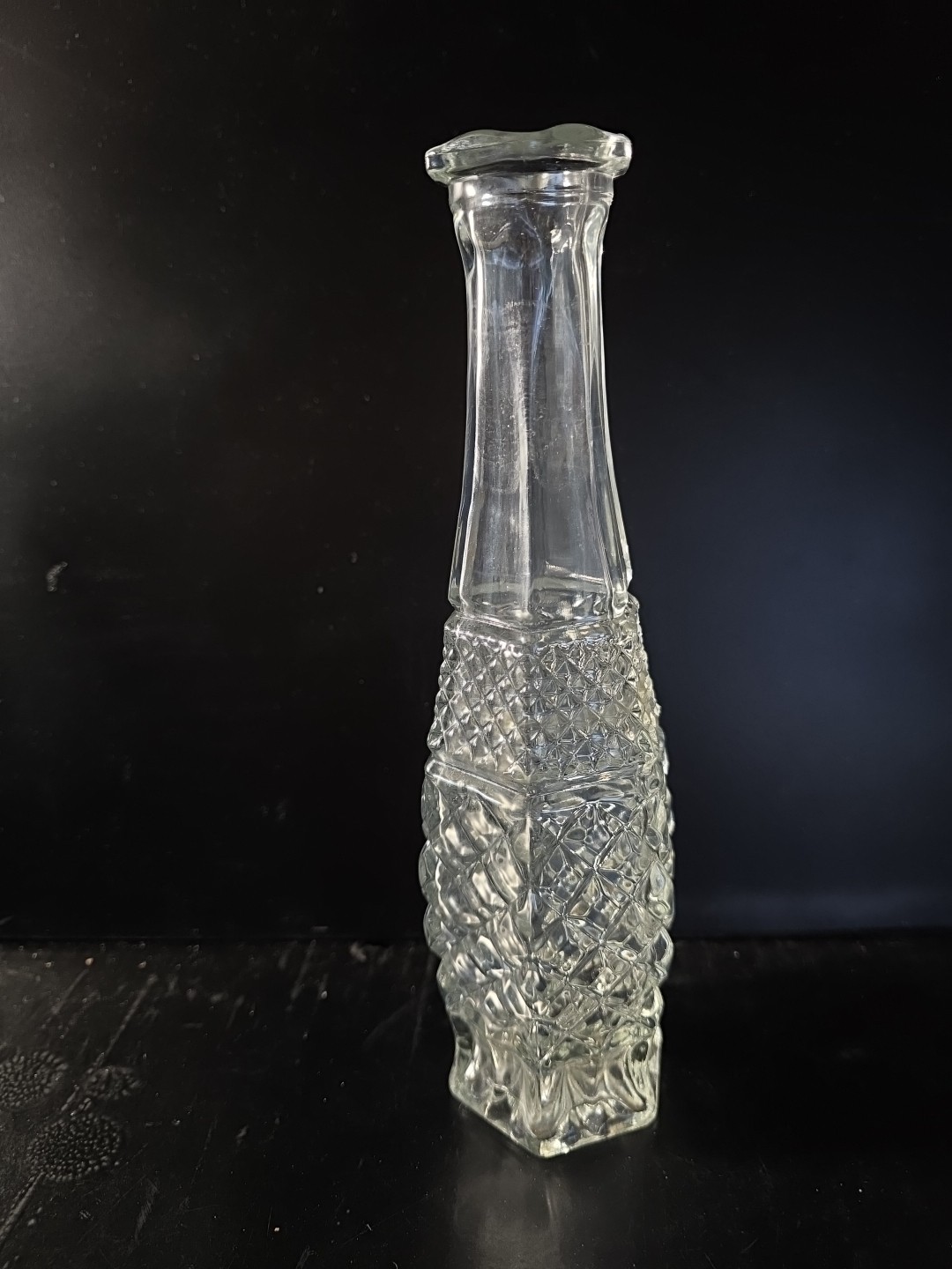 Vtg Indiana Glass Diamond Point Clear Bud Vase 8″ Hexagon Base MCM Pressed Glass