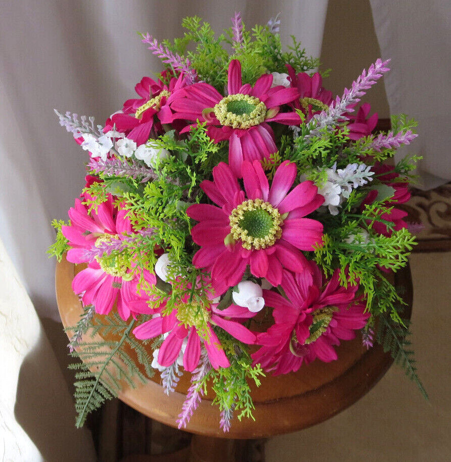 BEAUTIFUL FLORAL ARRANGEMENT ARTIFICIAL SILK/PLASTIC FLOWERS 8″x 9″ NEW