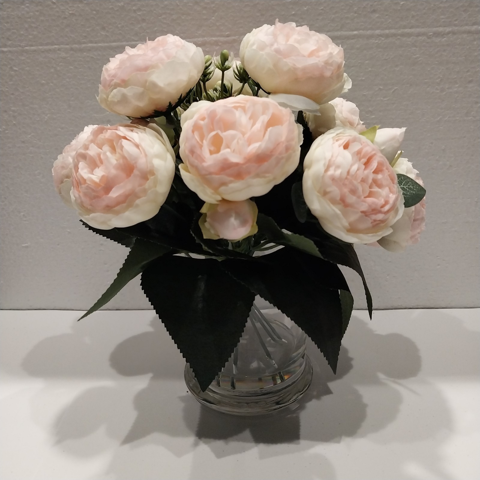 Faux Artificial Roses Flower Arrangement in Glass Vase w/ Faux Water