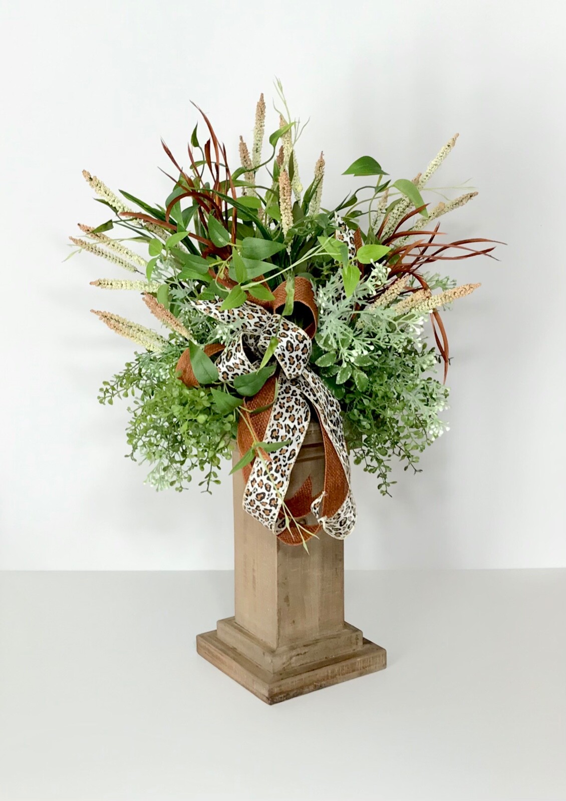 EVERYDAY YEAR ROUND FLORAL ARRANGEMENT WOOD COLUMN EARTH TONE COLOR CENTERPIECE