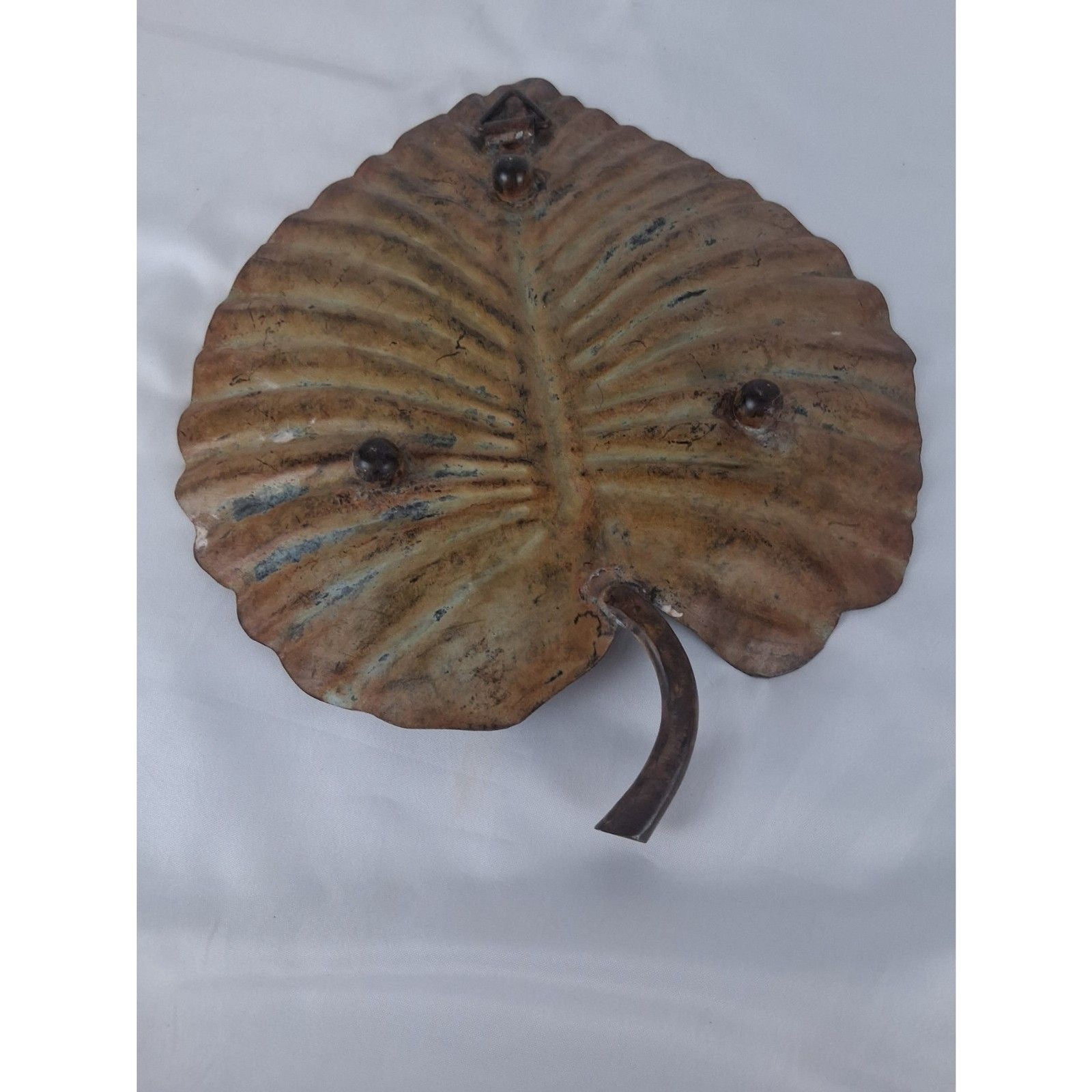 Vintage Metal Leaf Wall Decor Rustic Botanical Hanging Plaque Brown 11″ x 12″