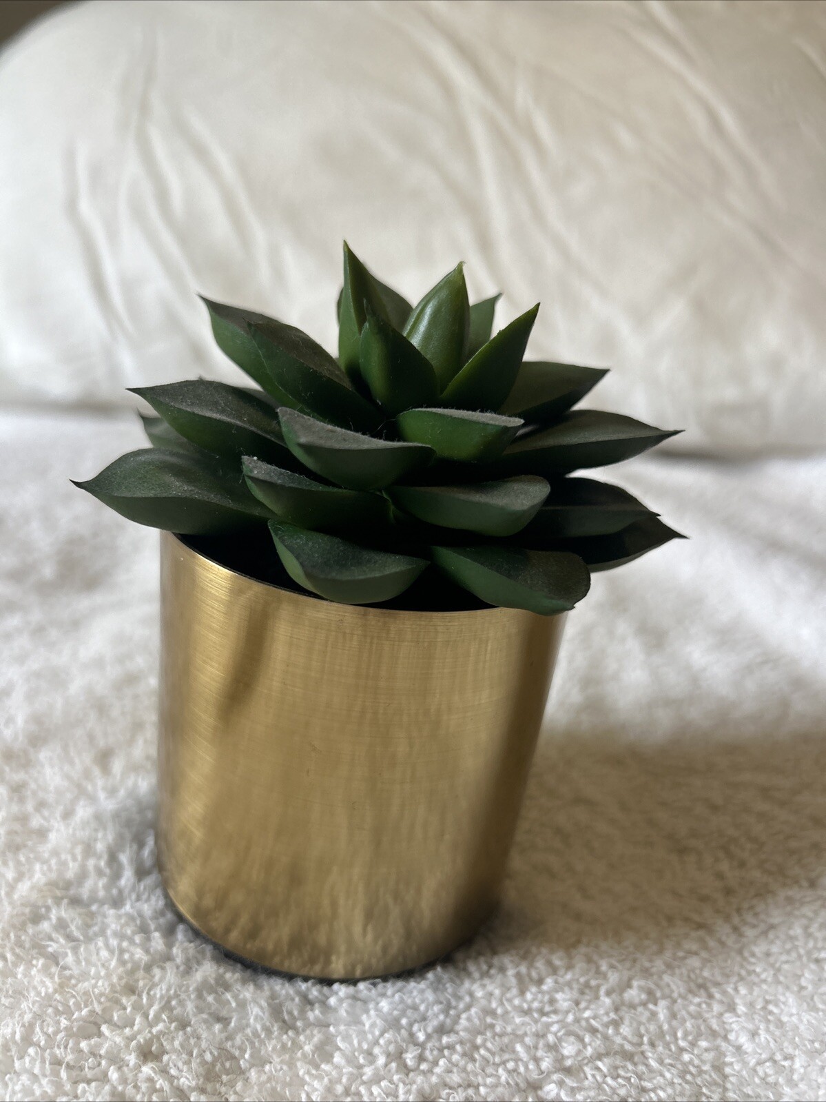 Faux Succulent Artificial Plant 5” In Gold Pots Home Decoration.