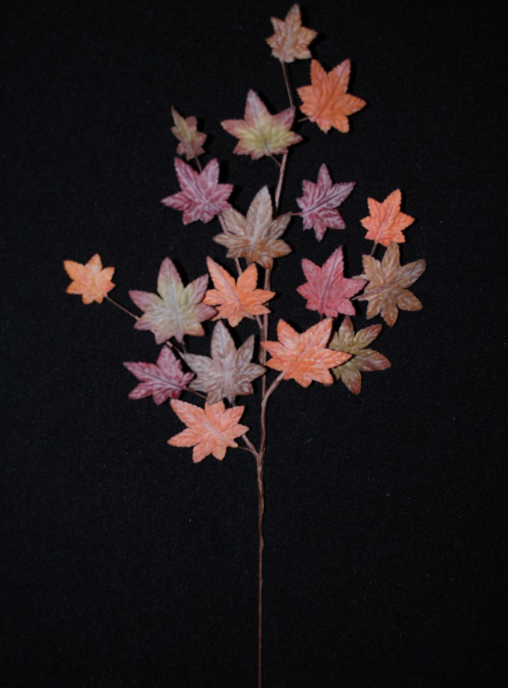4 Piece Lot Maple Leaf Spray x18 Leaves Over All 18 Inches #005011036016
