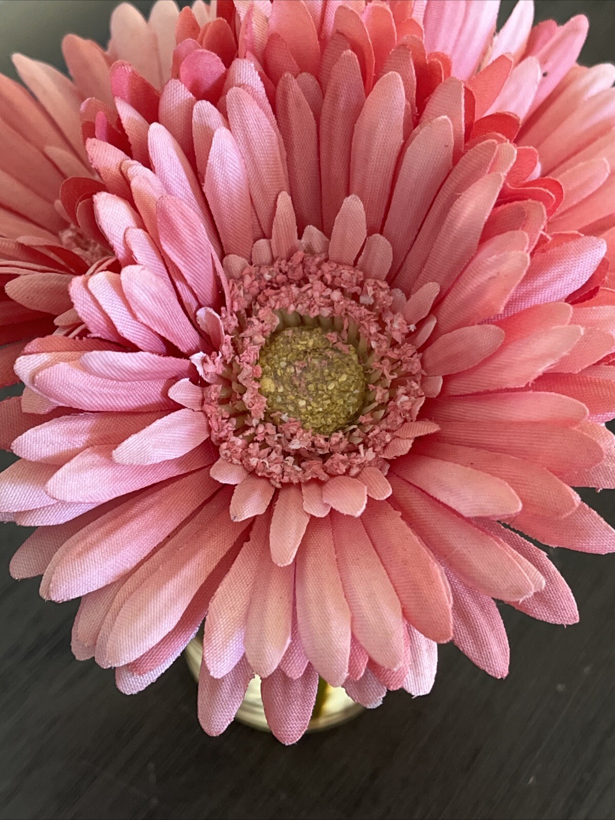 Vtg FAUX FLOWERS in FAUX WATER VASE 6 1/2″ Pink Gerbera Daisy GLASS Faux Water