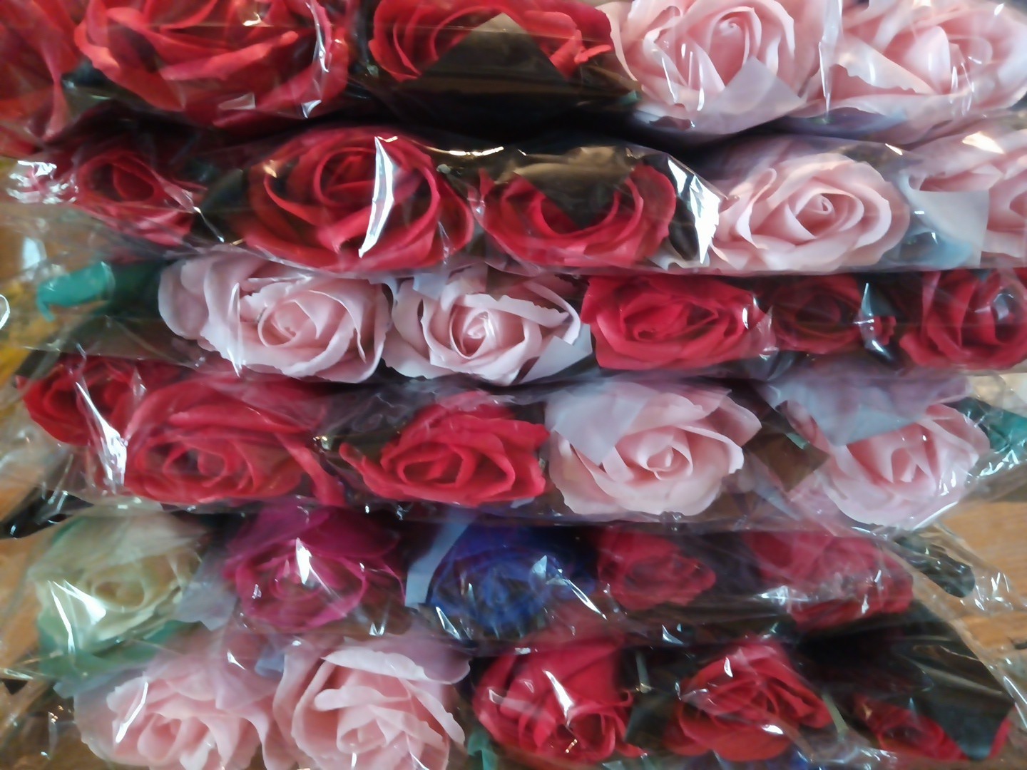 50 PCs Scented Artificial Flowers Bulk Craft Wrinkled / Imperfect DIY Projects