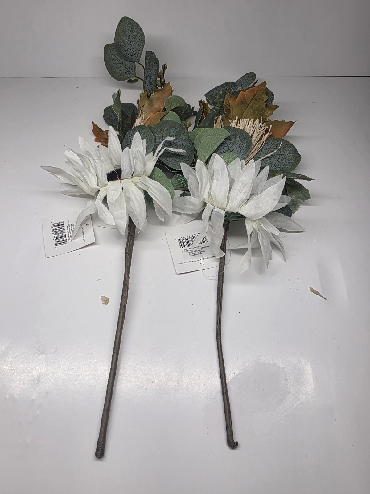 White 🌻Sunflower Pick with Maple Leaves, Wheat and Berries NWT Set of 2