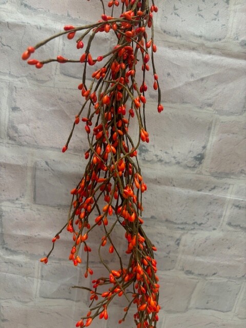 Pip Berry Garland Orange 4′ FULL BEAUTIFUL BERRIES