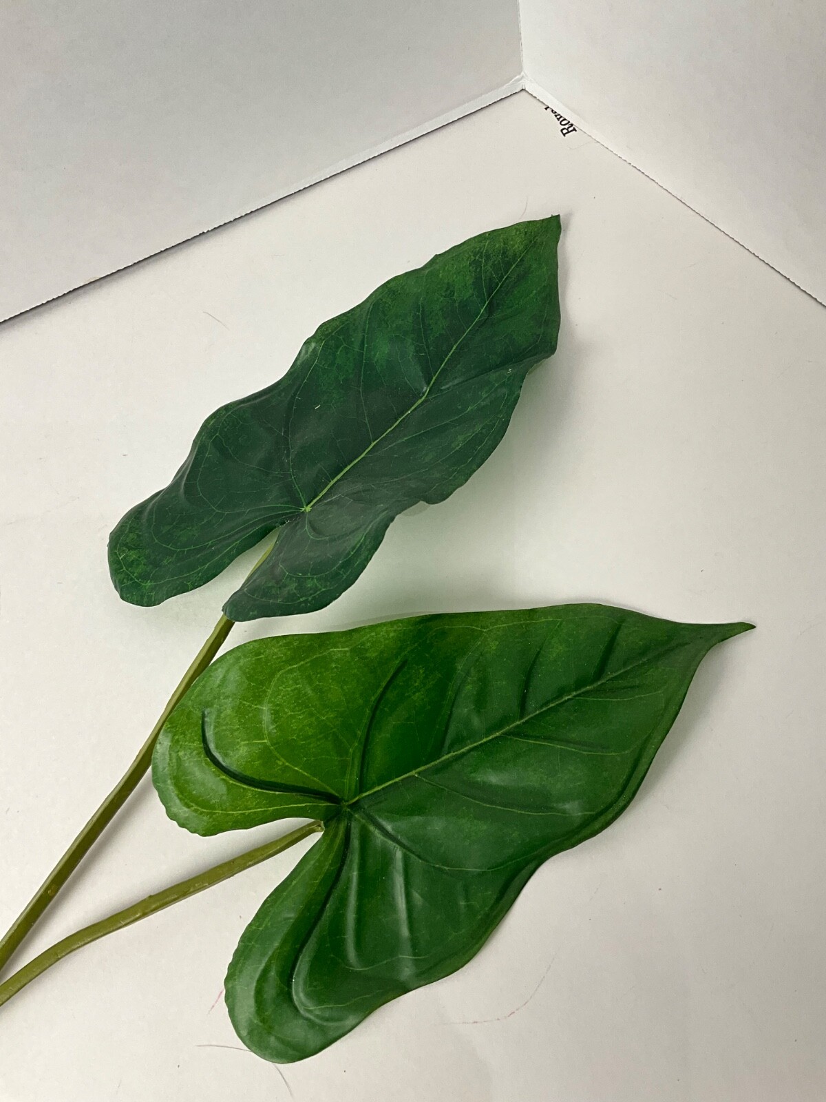 2 Leave Artificial Calla Lily Plant Stems NWT 27 inches long