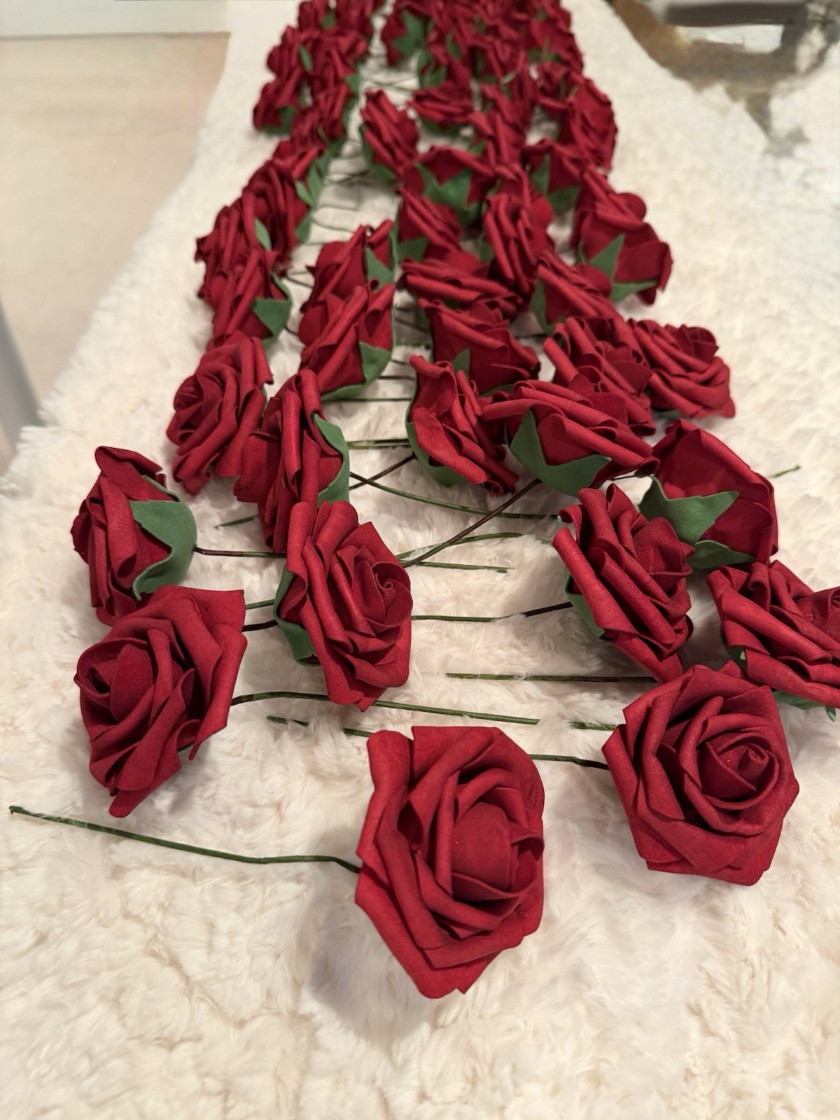 AmyHomie Artificial Real Looking Dark Red Roses For DYI/Wedding Used One Time