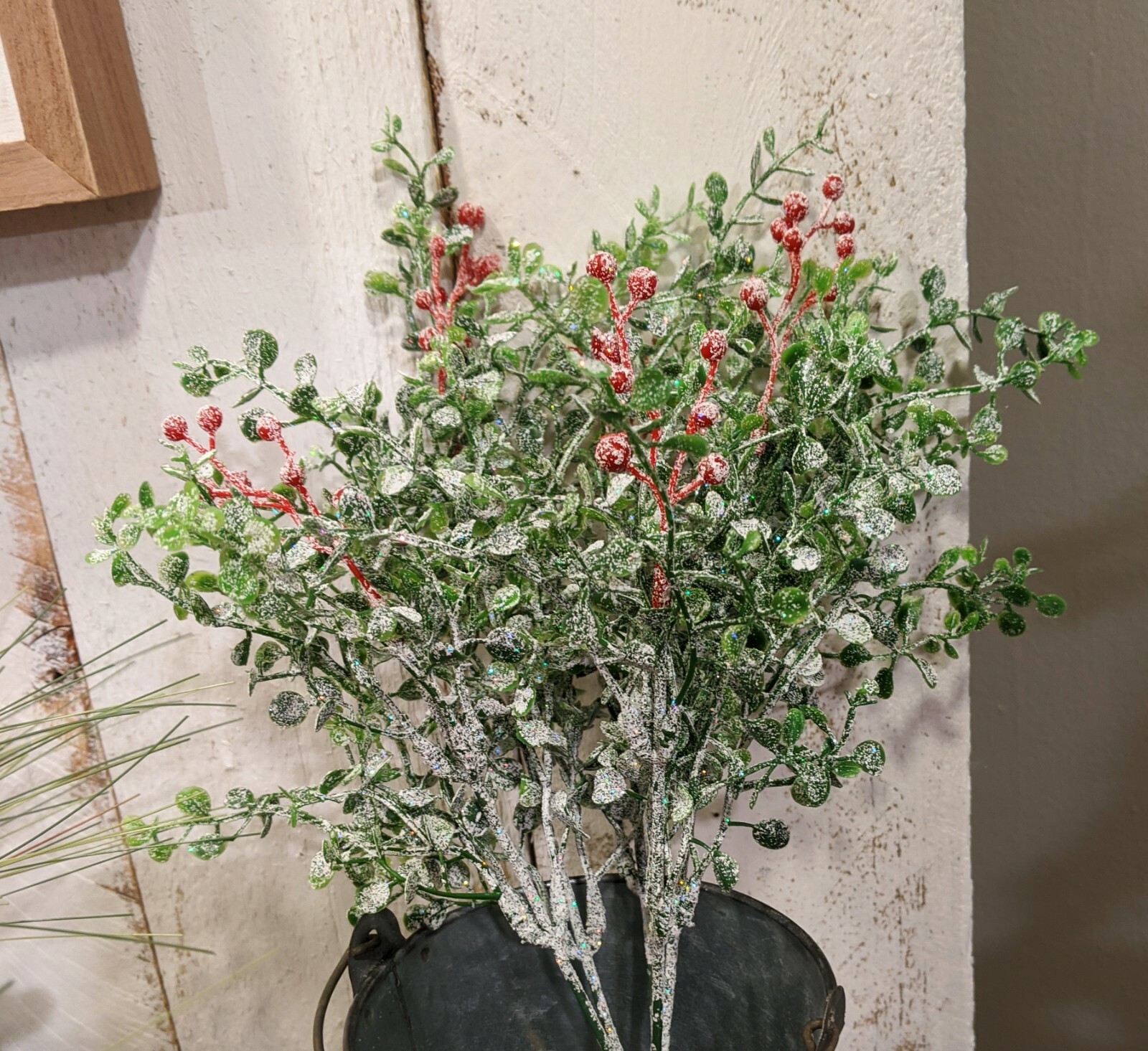 13″ Artificial Floral Red Mistletoe~Glitter Berry BUSH Greenery~XMAS Table Top