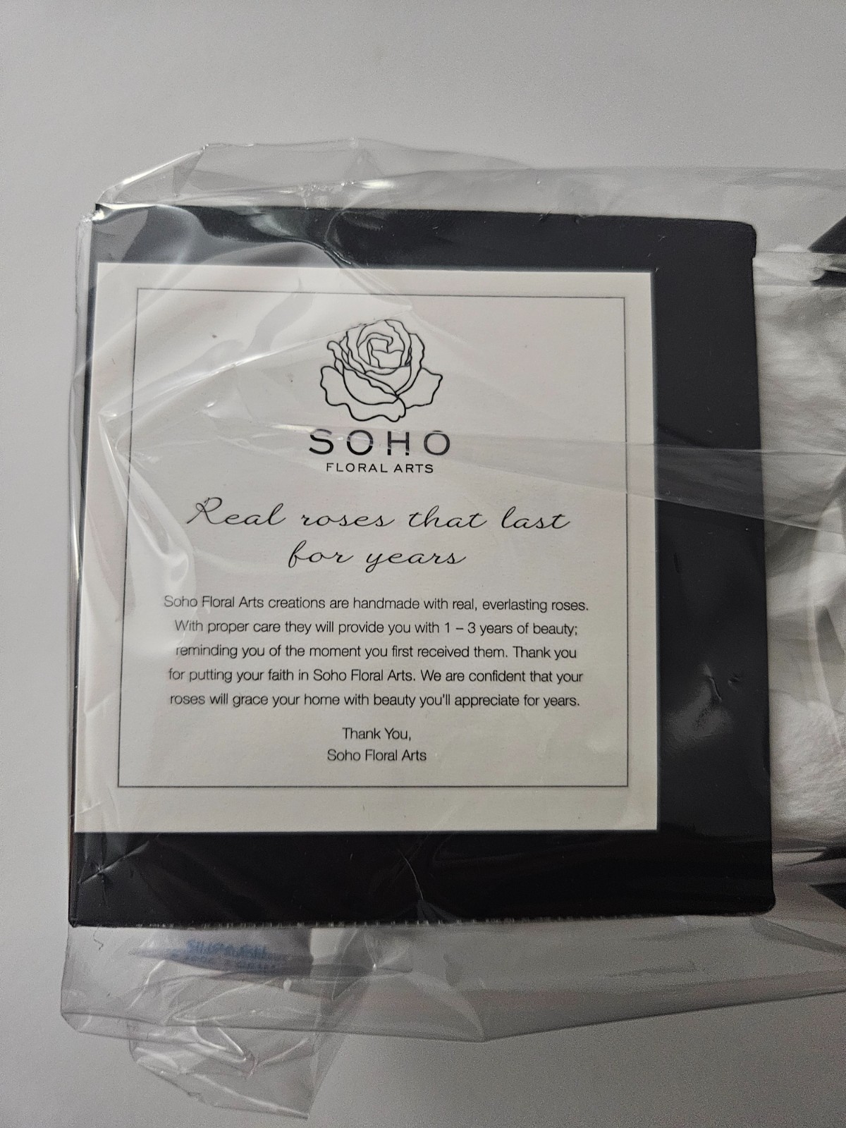 Flower Bouquet – 4 Real White Roses – Preserved Roses in a Square Box