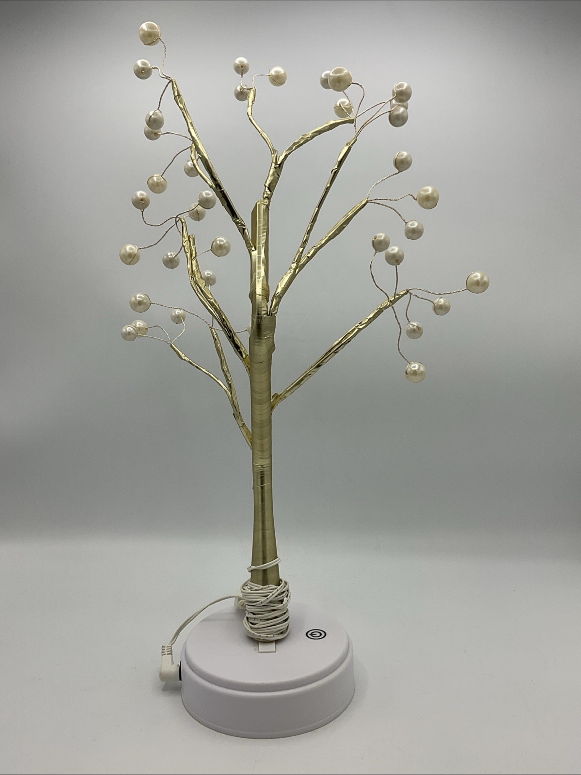 Bonsai Tabletop LED Lighted Tree- Bendable Golden Branches USB/Battery Operated