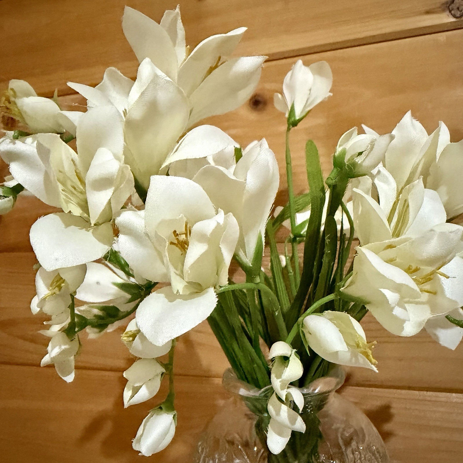 6 Faux White Freesia Bouquet Artificial Stemmed Floral Fake Flower Stem & Leaves