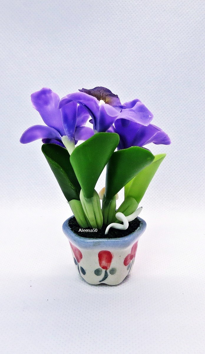 US Stock 3″H Hand-Clay-Crafted Artificial Mini Ruffled Cattleya Orchid-Potted