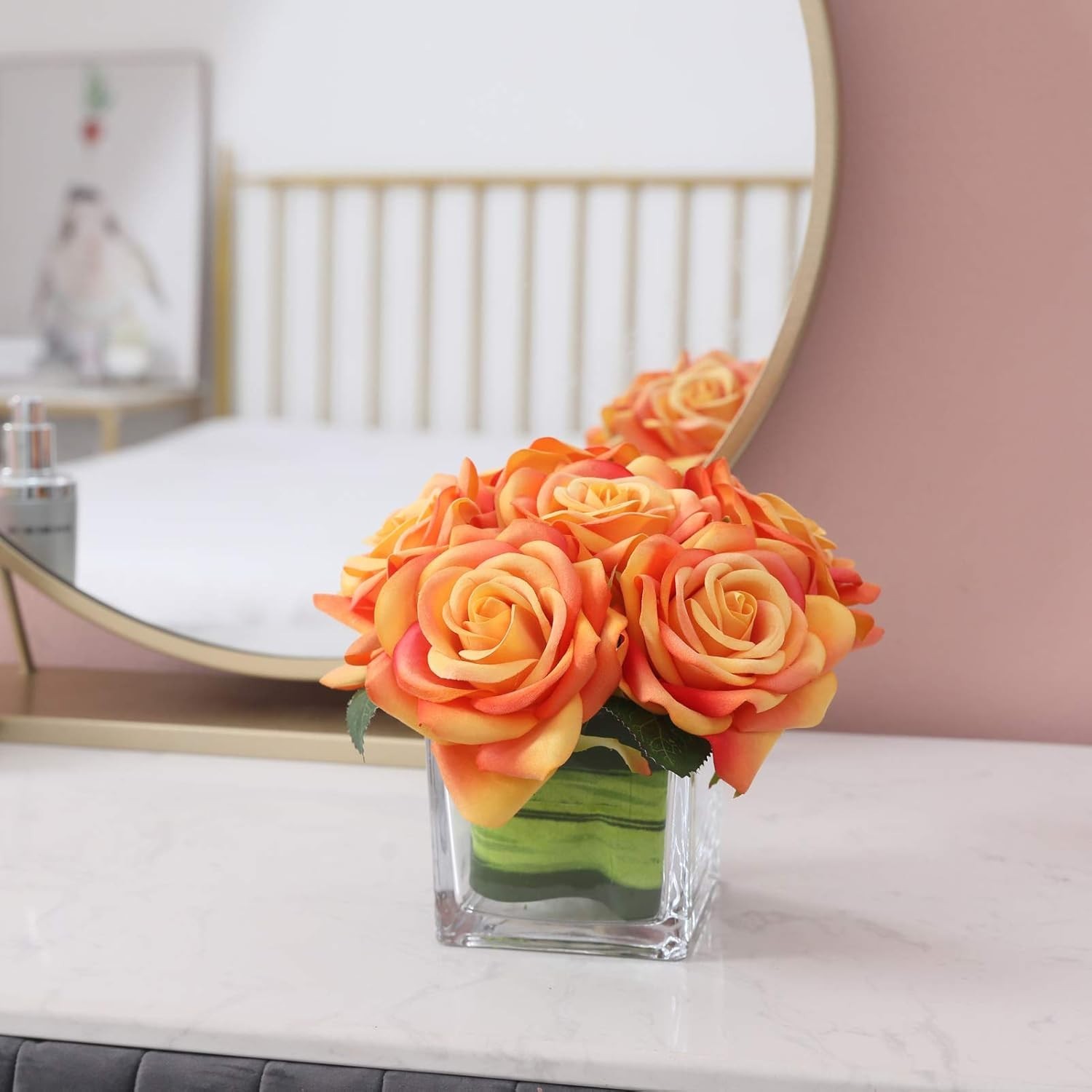 Stunning Silk Velvet Rose Decoration in Glass Vase – Perfect for Celebrations