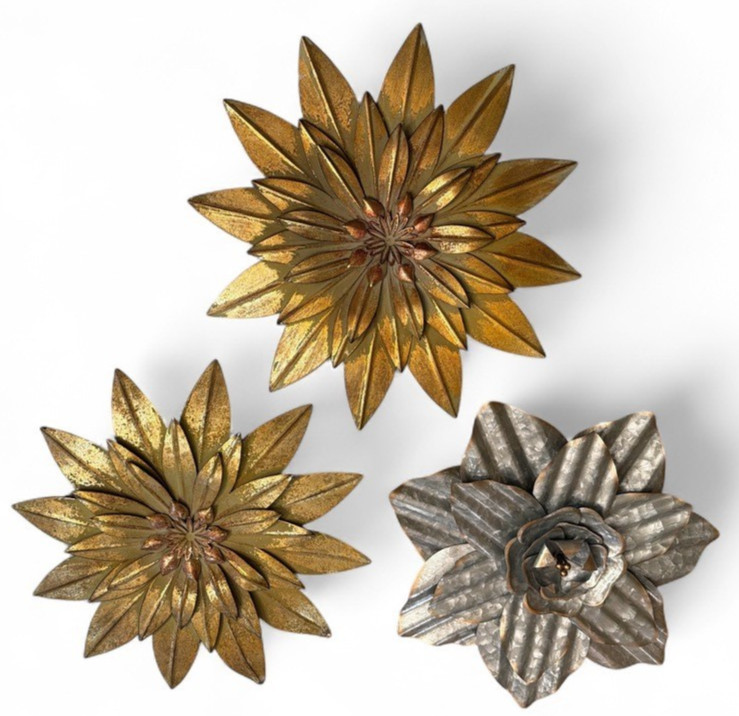 Rustic Aluminium Flower Wall Decor Set of 3 Gold Silver Barn Farmhouse Country