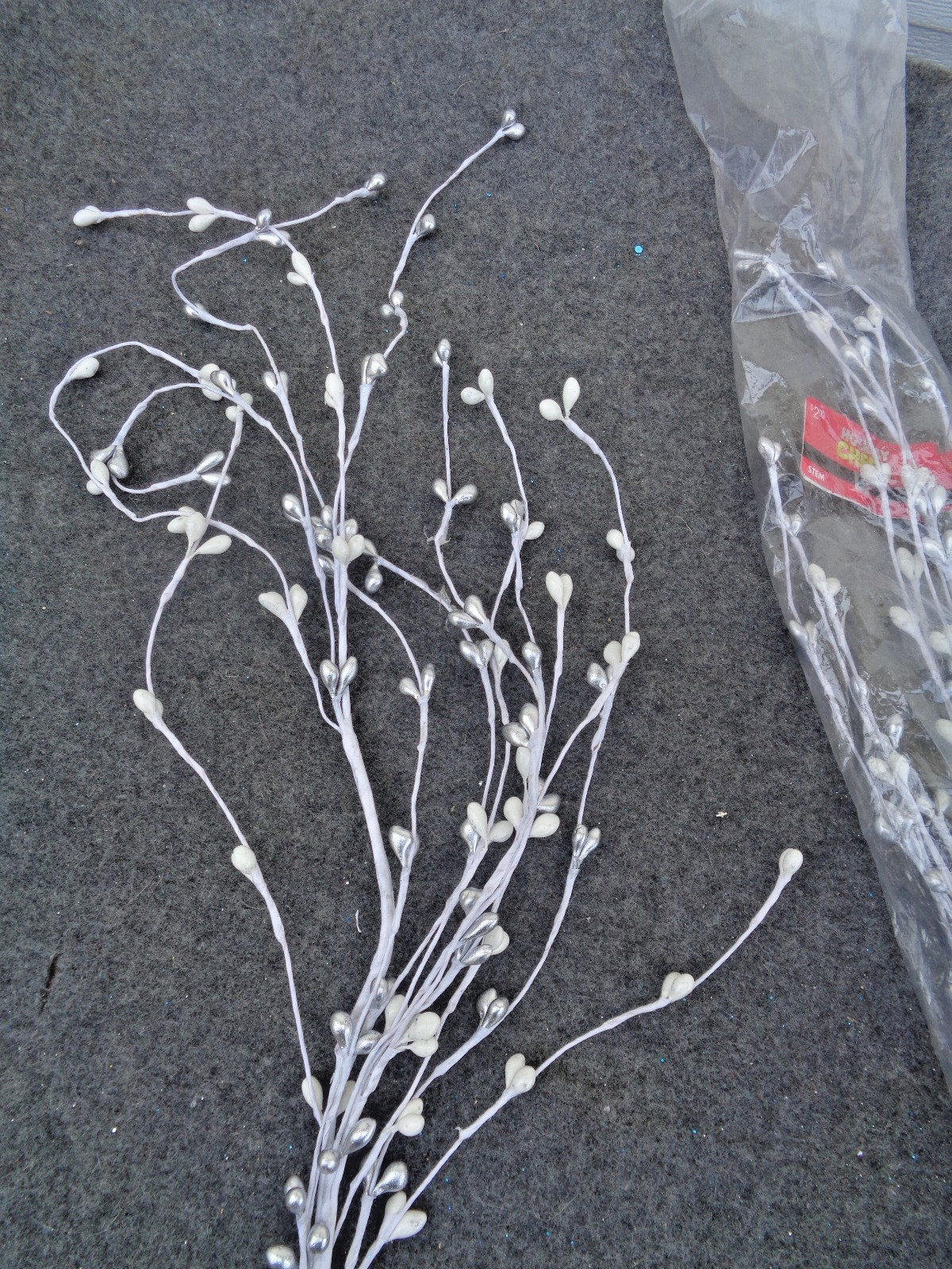 6 – Holiday Cheer Silver & White Stems Floral Picks 30″