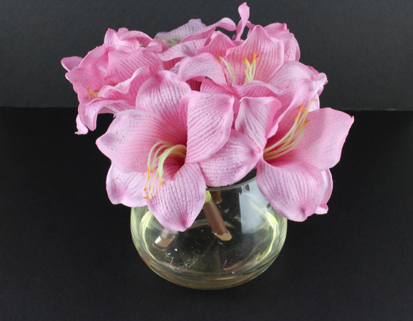 Pink Artificial Flower Arrangement Display Decorating Accent Piece Décor
