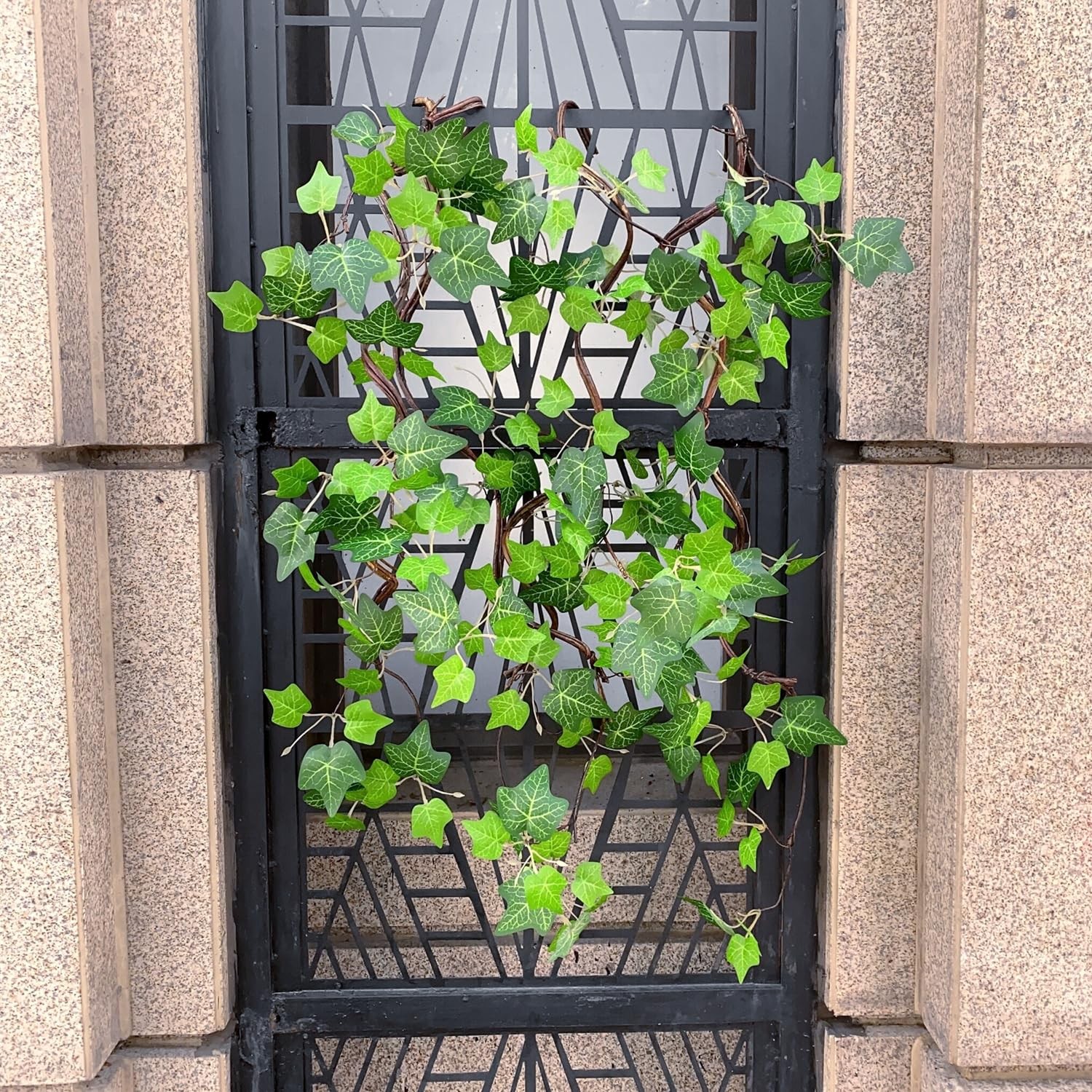 Artificial Rattan Tree Vines with Creeper Leaves Climbing Ivy Branches Grapev…