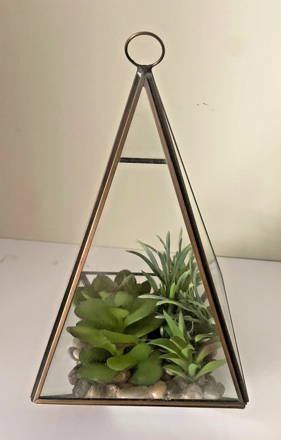 Artificial Potted Succulents Plants Hanging Glass Pyramid Arrangement