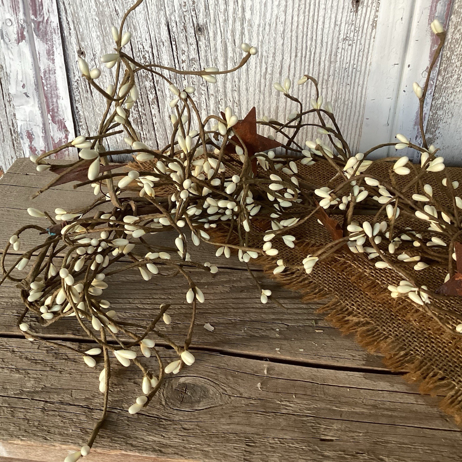 Cream Pip Berries with Rusty Stars 40 Flexible Garland Christmas Holiday