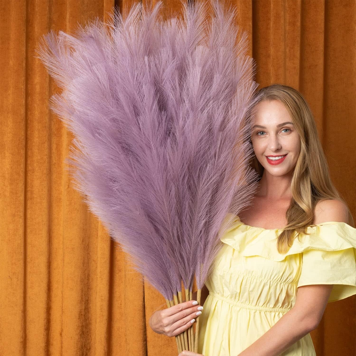 Luxurious 6-Stem Faux Pampas Grass – 43″ Light Purple Decor for Elevating Spaces