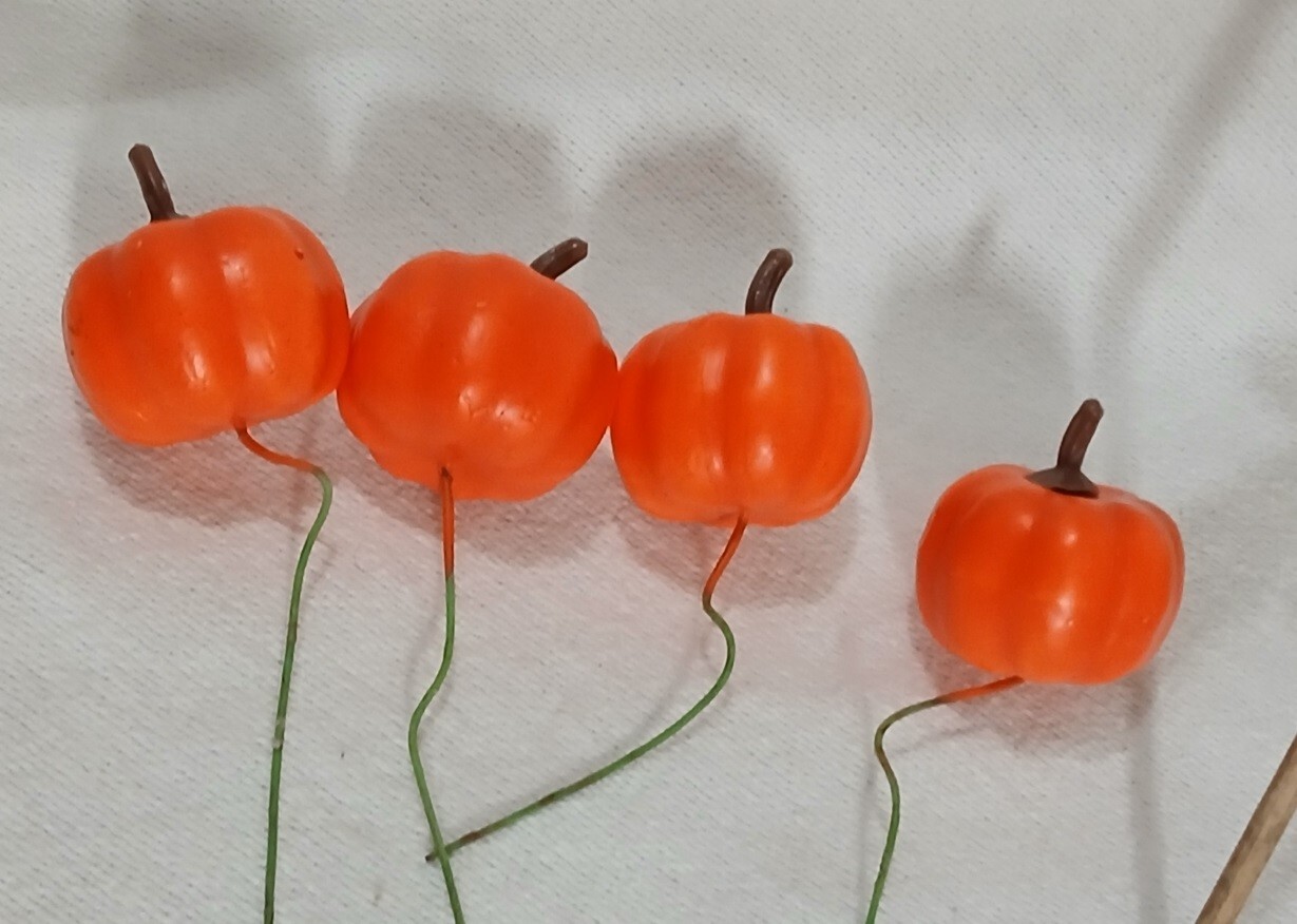 Fall / Autumn / Harvest Time / Halloween Bouquet Add Ins Decoration 8 Pieces