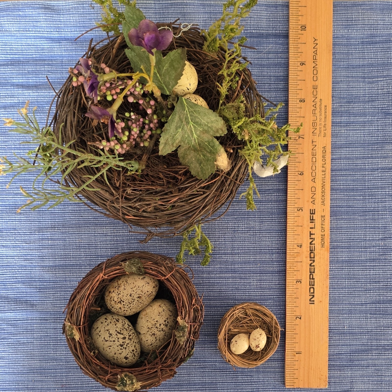 Artificial Decorative Bird Nest Arrangement Centerpiece for Spring Floral Garden
