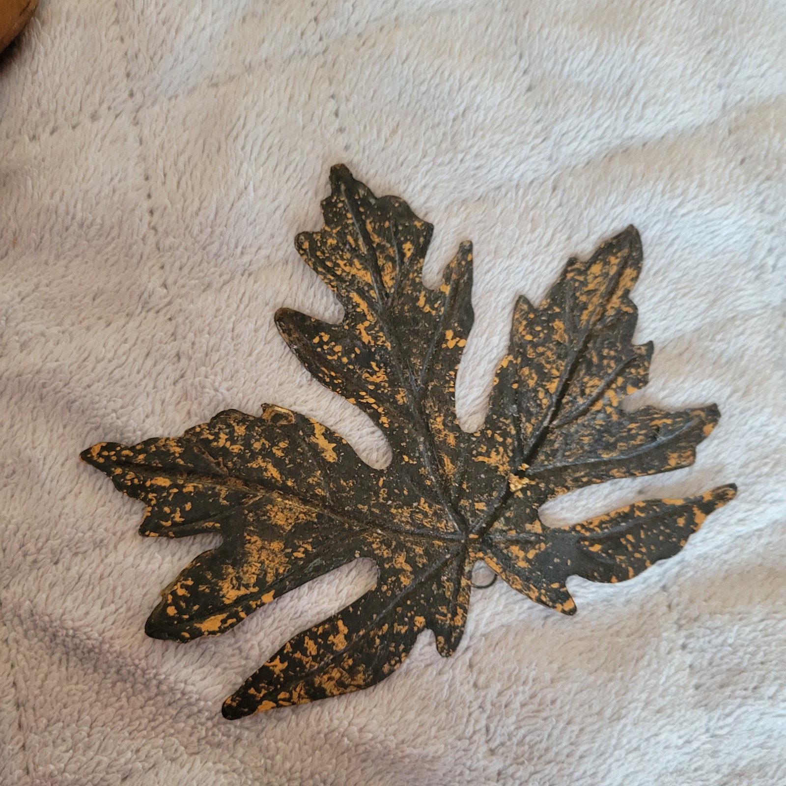 Rustic home decor leaf leaves wall hanging hook Fall Autumn shapes MCM Lot of 4