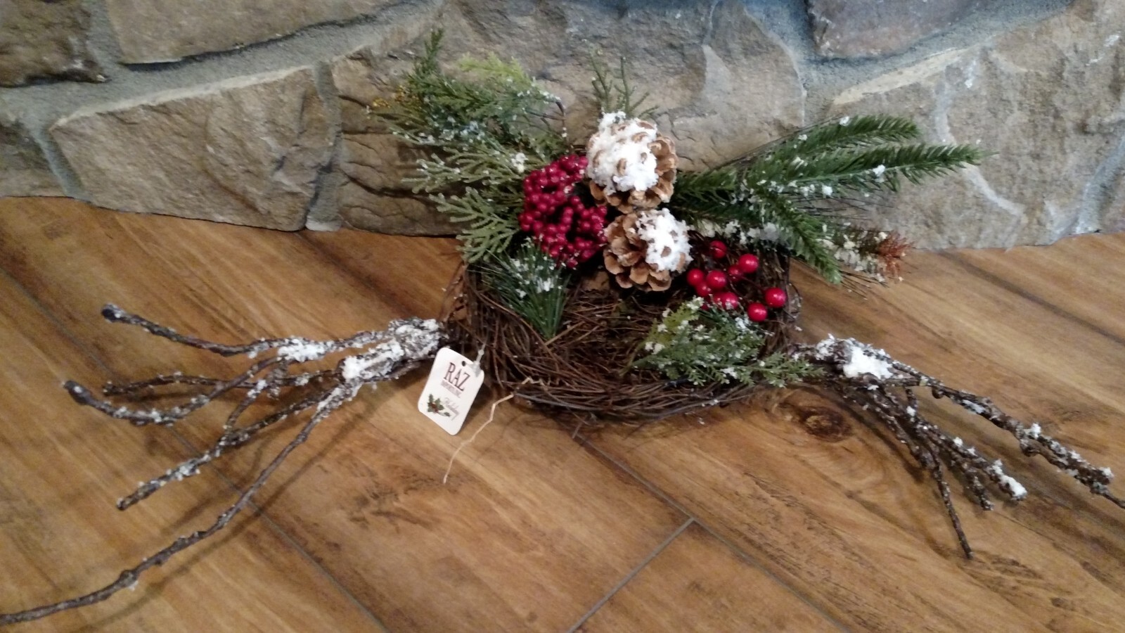 NWT RAZ 21″ Bendable Bird NEST Snowy BRANCH Twig Berries Christmas table Decor