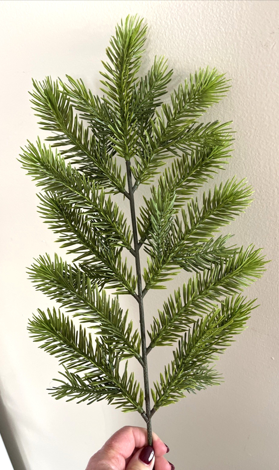 NEW Set Of 2 Large Realistic Artificial Plastic Juniper Pine Branches 24″ Green