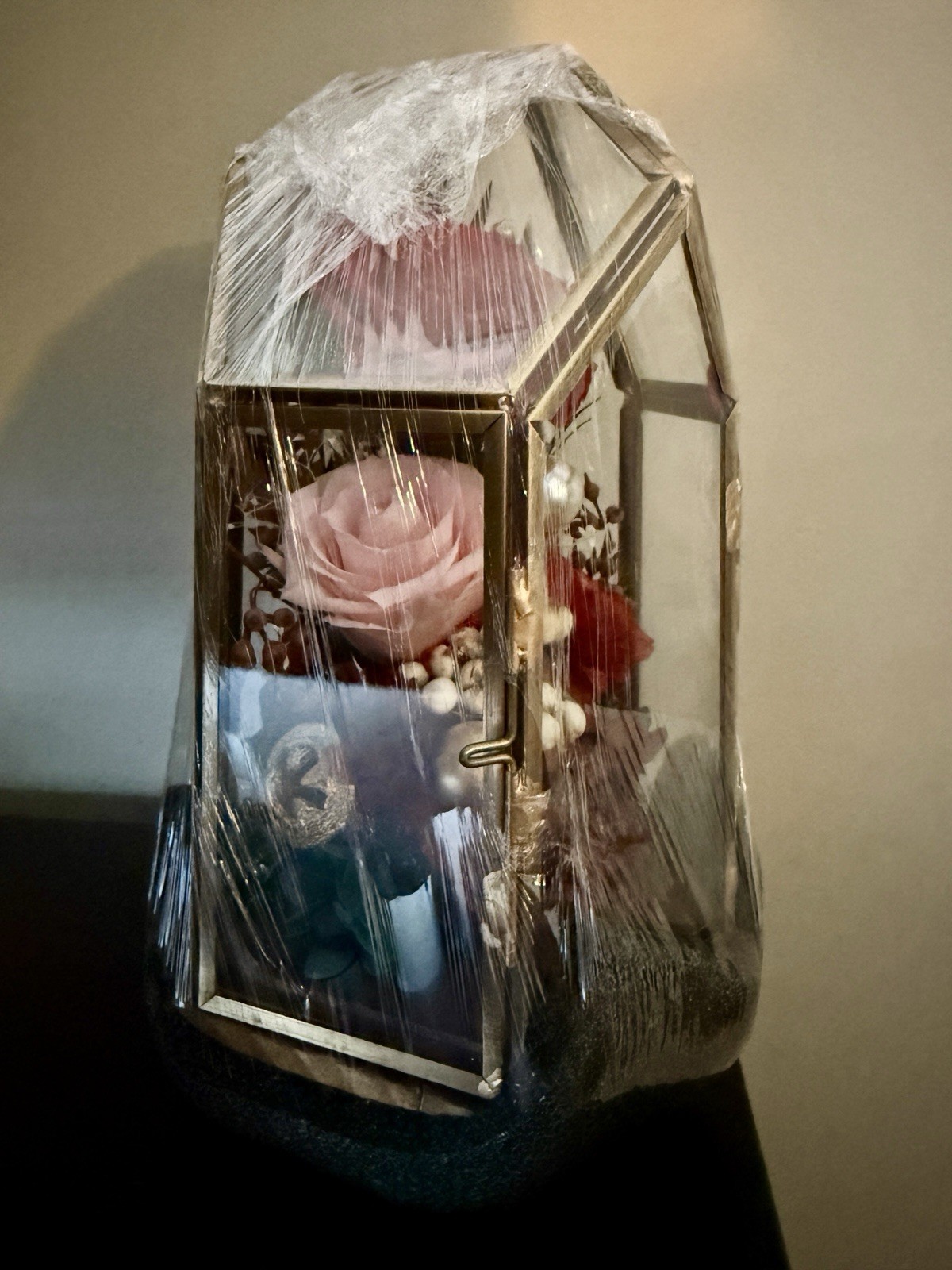 Eternal Rose Preserved Flower in Glass Display Case – New in Box Gift