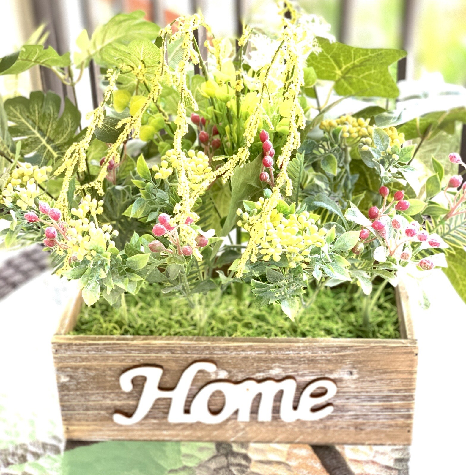 Wood Floral Arrangement Artificial Flowers for Garden & Home Decoration CP00069