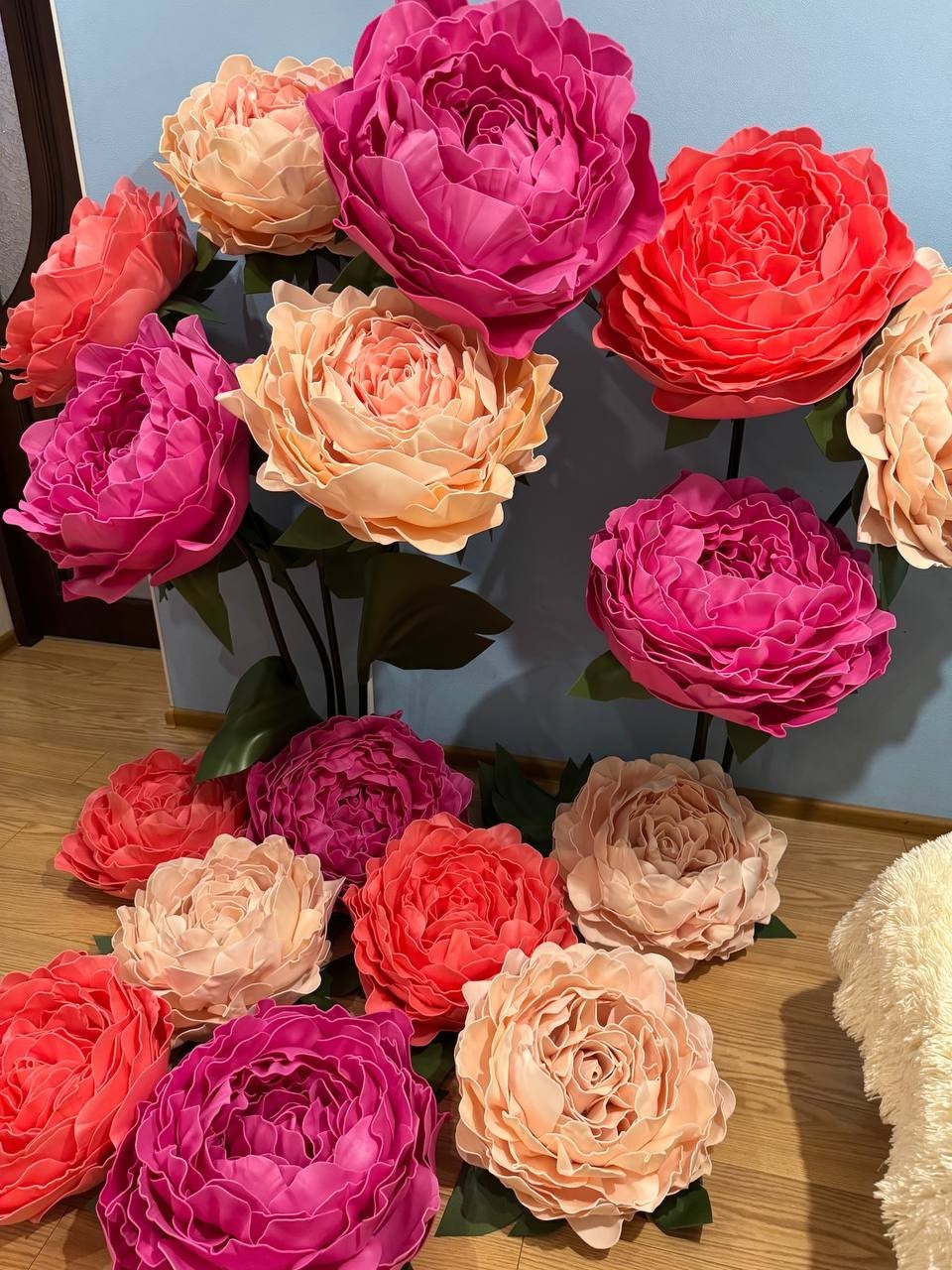 Large Decorative Flowers Foamiran Flowers Window Display Decor / Große Dekoblume