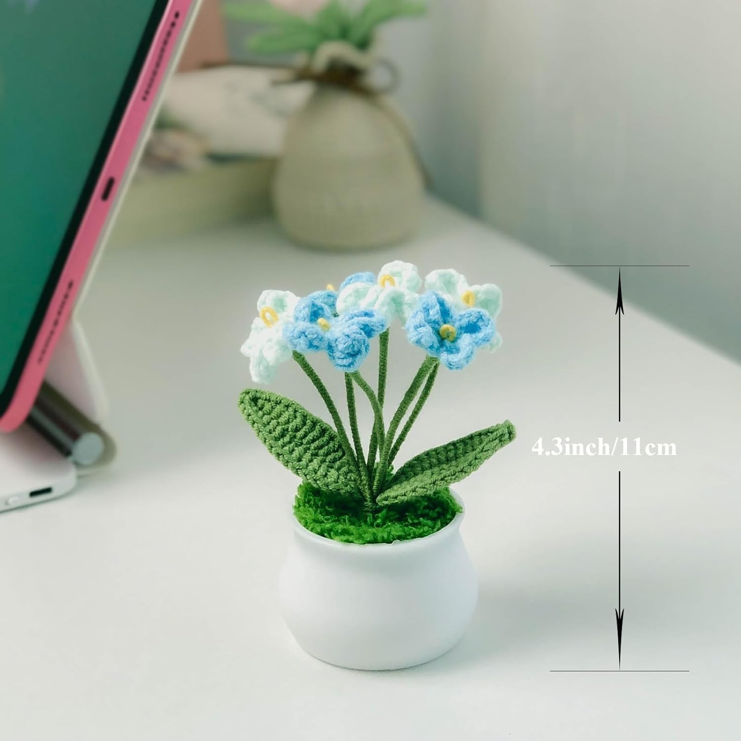 Cute Crochet Myosotis Flower in Charming Pot – Decorative Gift for Home & Office