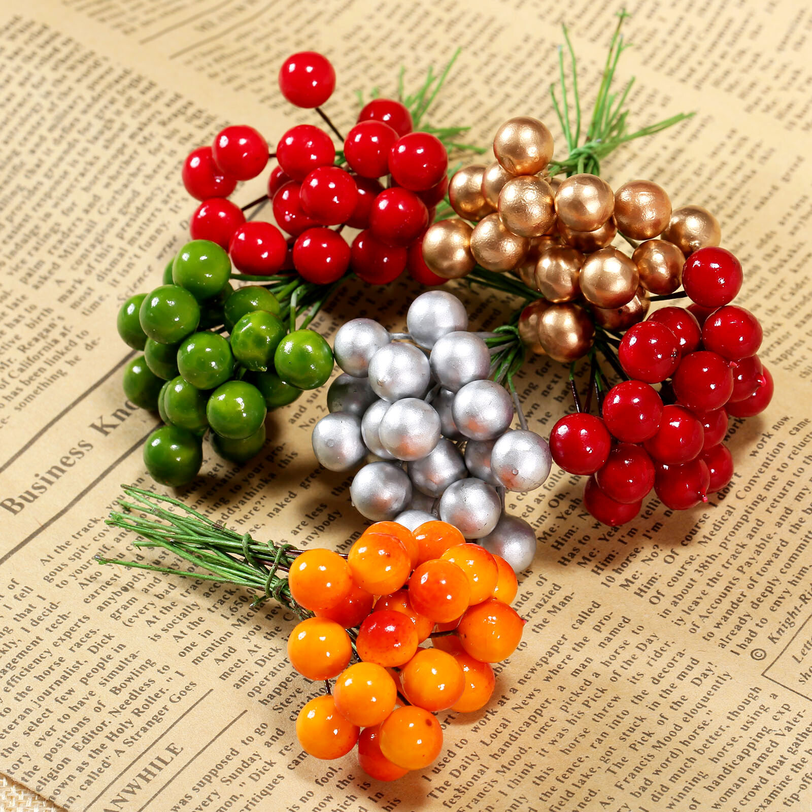 50/100pcs Red Berries Artificial Fruits Christmas Craft Holly Berry Pick Decor