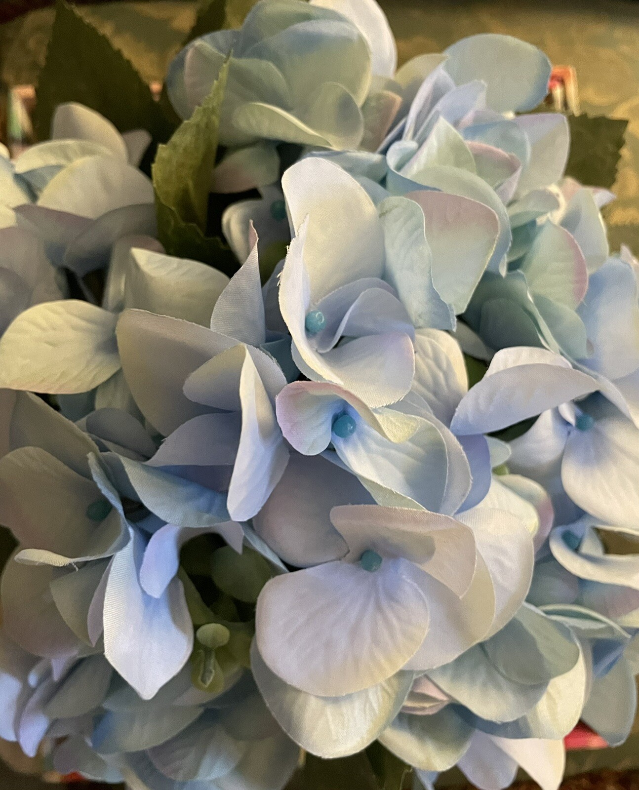 NWOT 10” Faux Blue Hydrangea Arrangement in Silver Mercury Glass Vase Lovely!