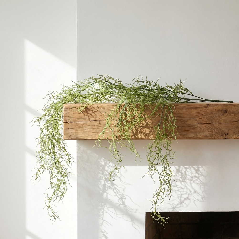 Artificial Green Moss Vine Hanging Plant Plastic Faux Moss for Patio Porch Decor