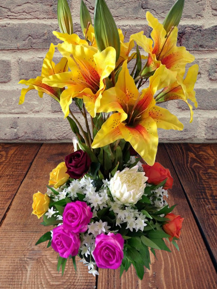 LARGE Spring Table Centerpiece