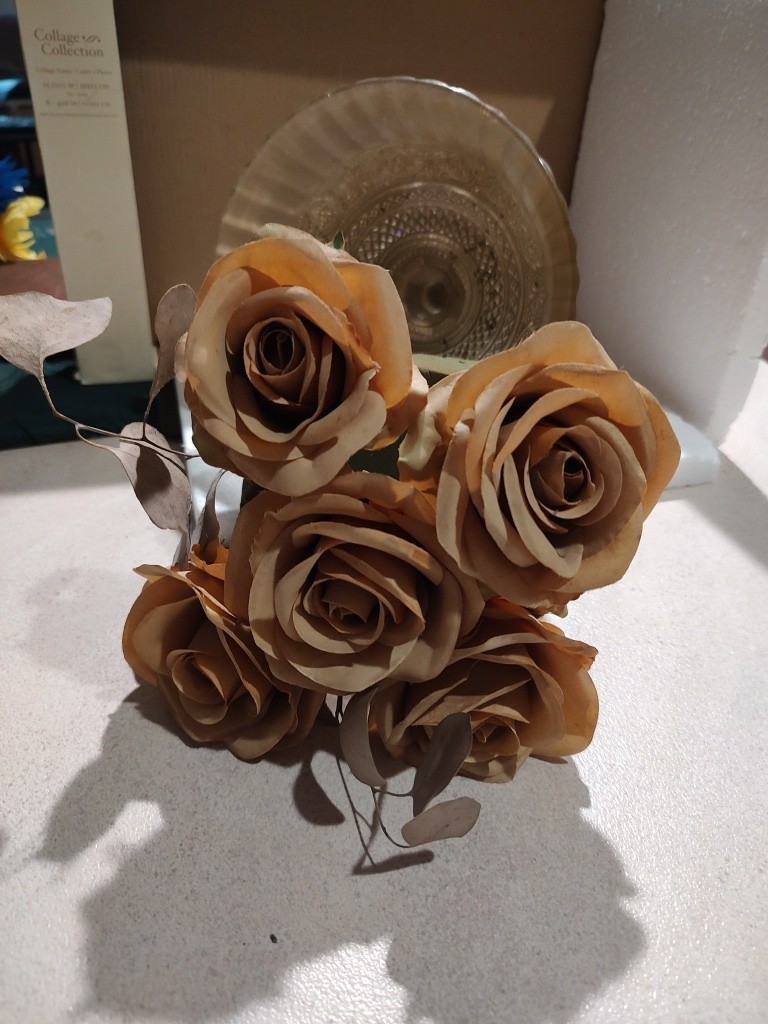 5 Heads Artificial Curled Edge Rose Bouquet Glass Bowl Wedding Table Home Decor