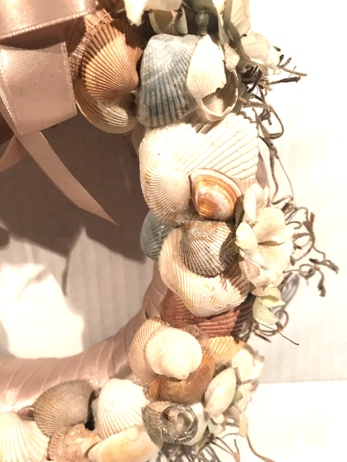Wreath 8″ Sea Shells & Flowers Ribbon Multicolor Beach Design Unique Ribbon Back