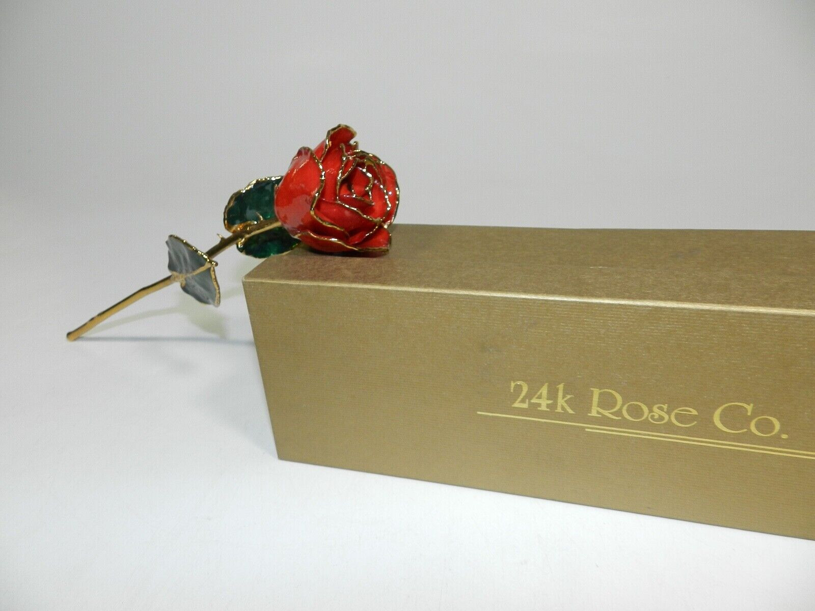 Real Rose Dipped in 24k Gold Anniversary Forever Rose Valentine’s Mother’s Day