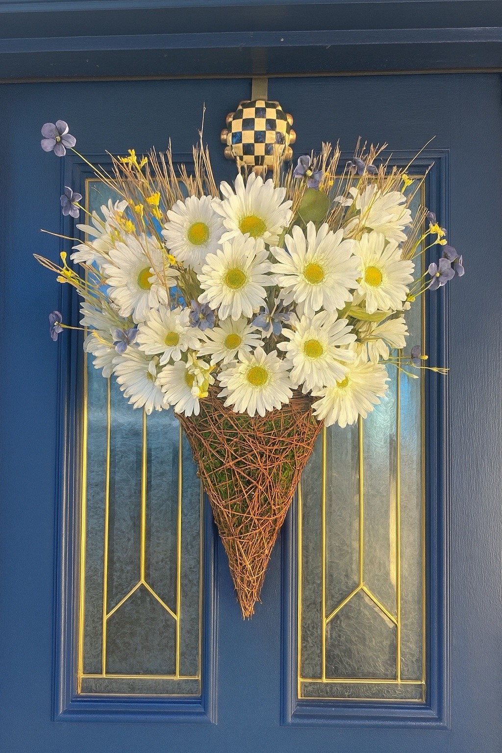 27” Daisy Wall Cone Arrangement-Rustic Twig Basket-Farmhouse Cottage Door Decor
