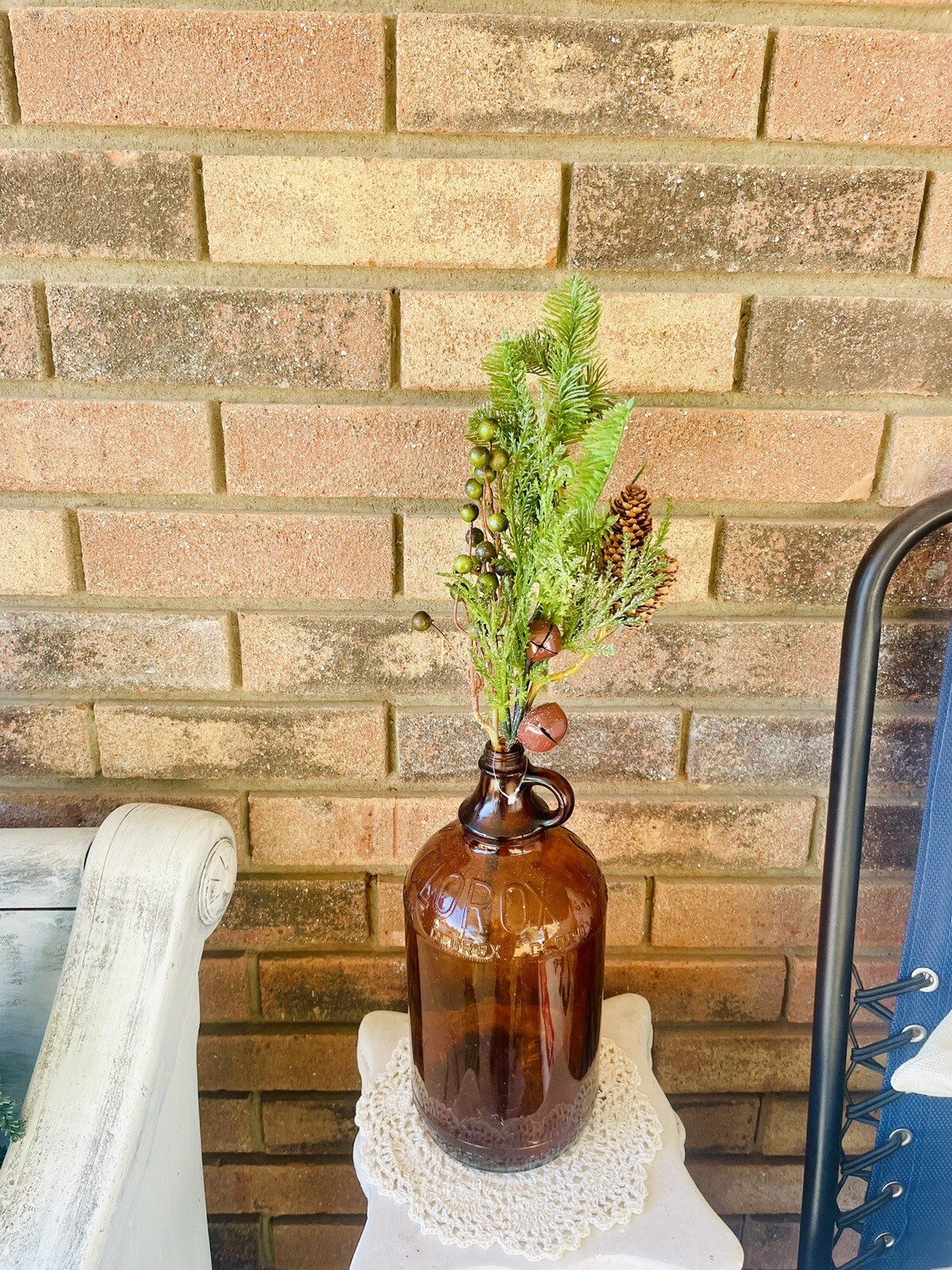 Pine, Bells, And Berries Pick