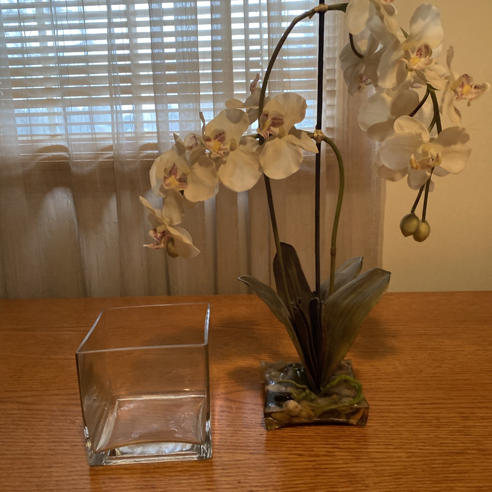Artificial Orchids for Home Decor Indoor Clear Glass Vase With Added Rocks