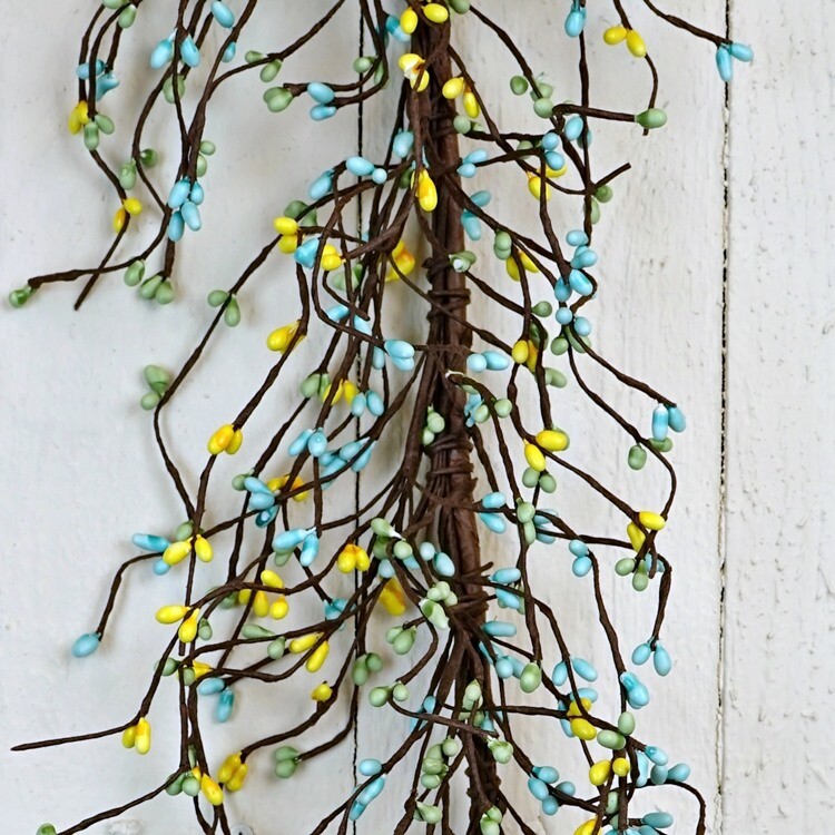 Pip Berry Garland in Lakeside 4.5′ / 4.5 FT / 54″ – Blue, Green & Yellow Summer