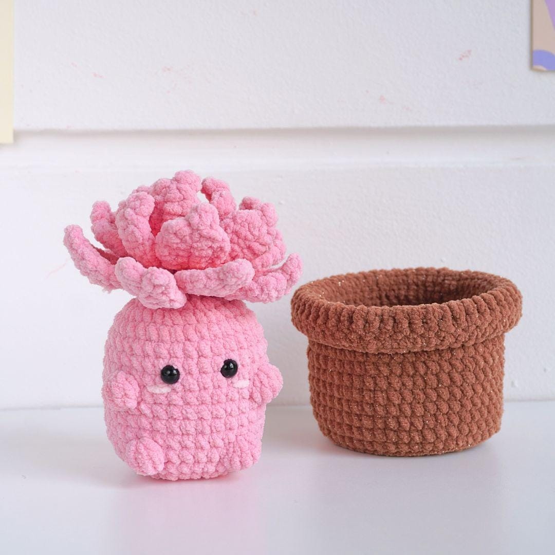 Handmade Crochet Pink Echeveria Succulent Pot Cute Crochet Desk Decor