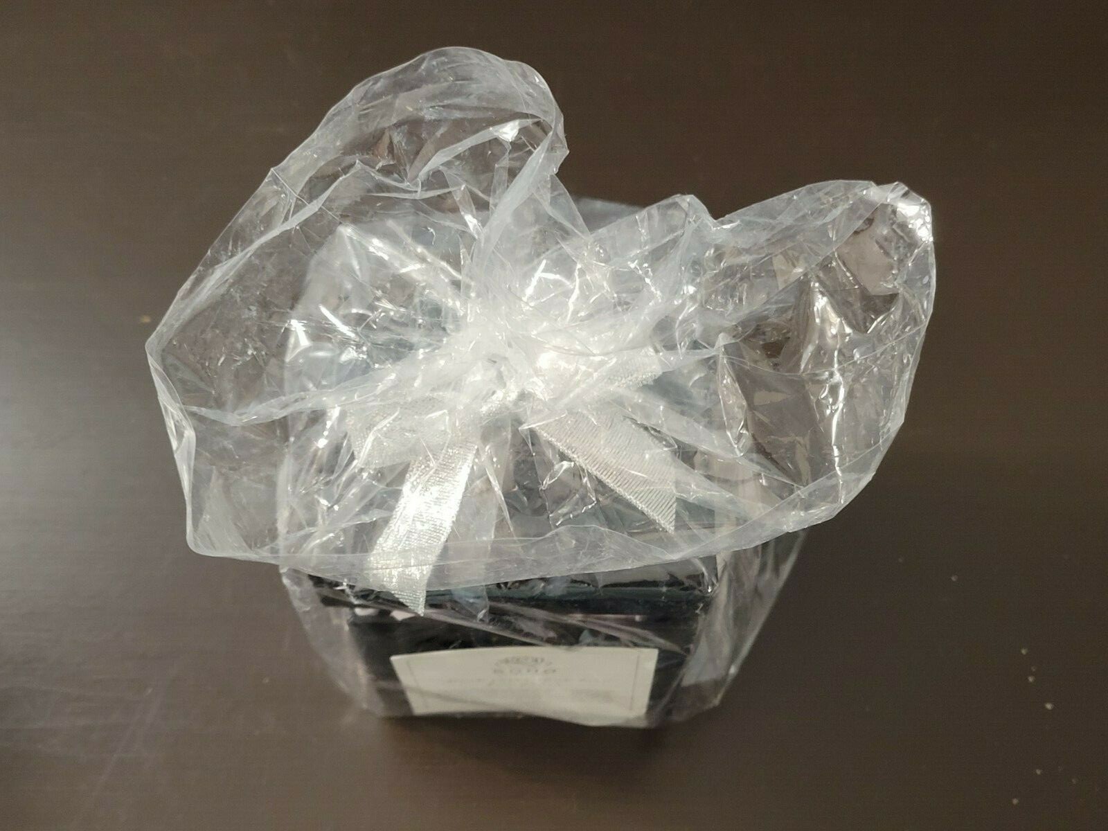 Soho Floral Arts 4 Real Long Lasting Pink Roses In A Black Box w/ Lid (NEW)