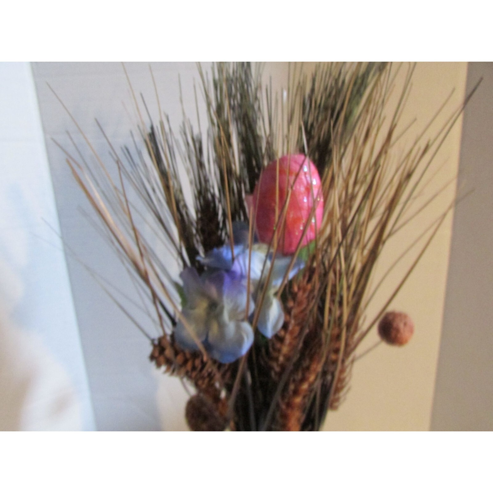 Rustic Dried Floral Bouquet Pin Cone Center Piece Decorative Accent Wrapped Vase